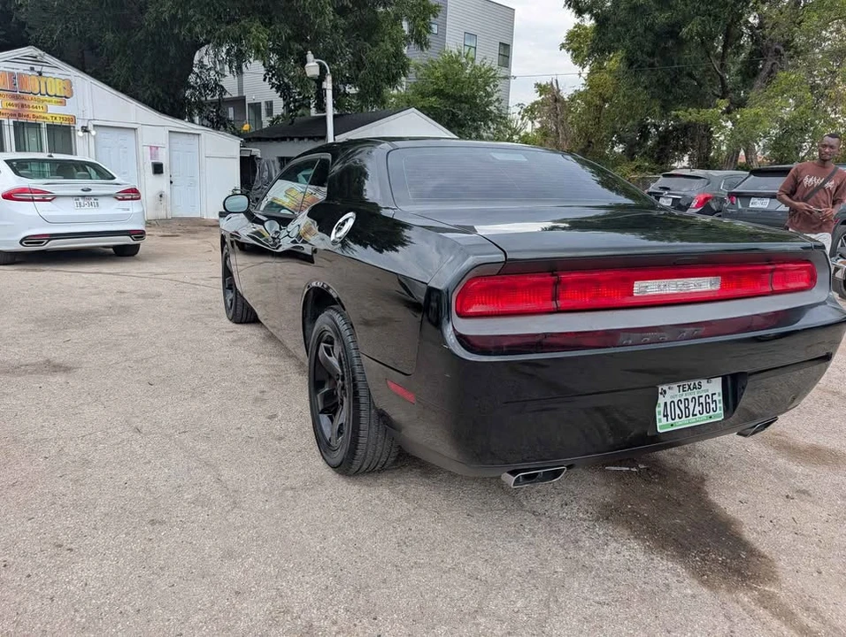 2014 Dodge Challenger 3rd Gen - Image 6 of 13