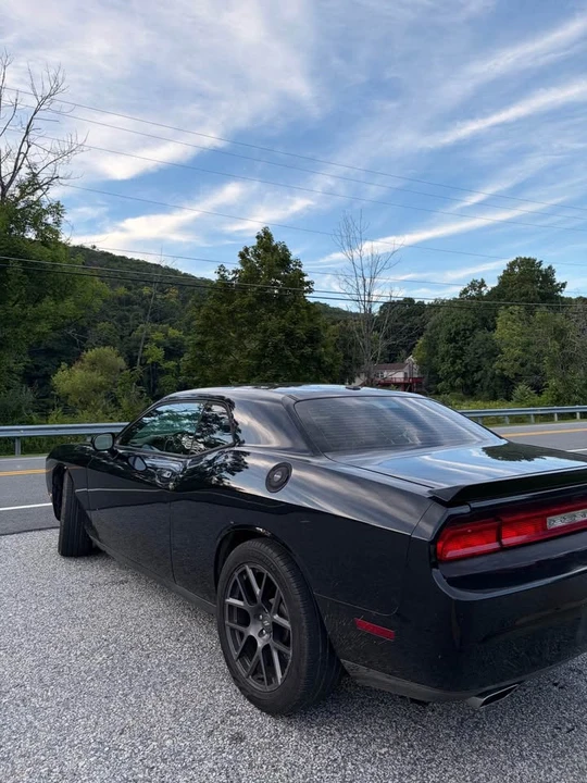 2014 Dodge Challenger 3rd Gen - Image 3 of 6