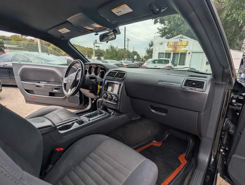 2014 Dodge Challenger 3rd Gen - Image 11 of 13