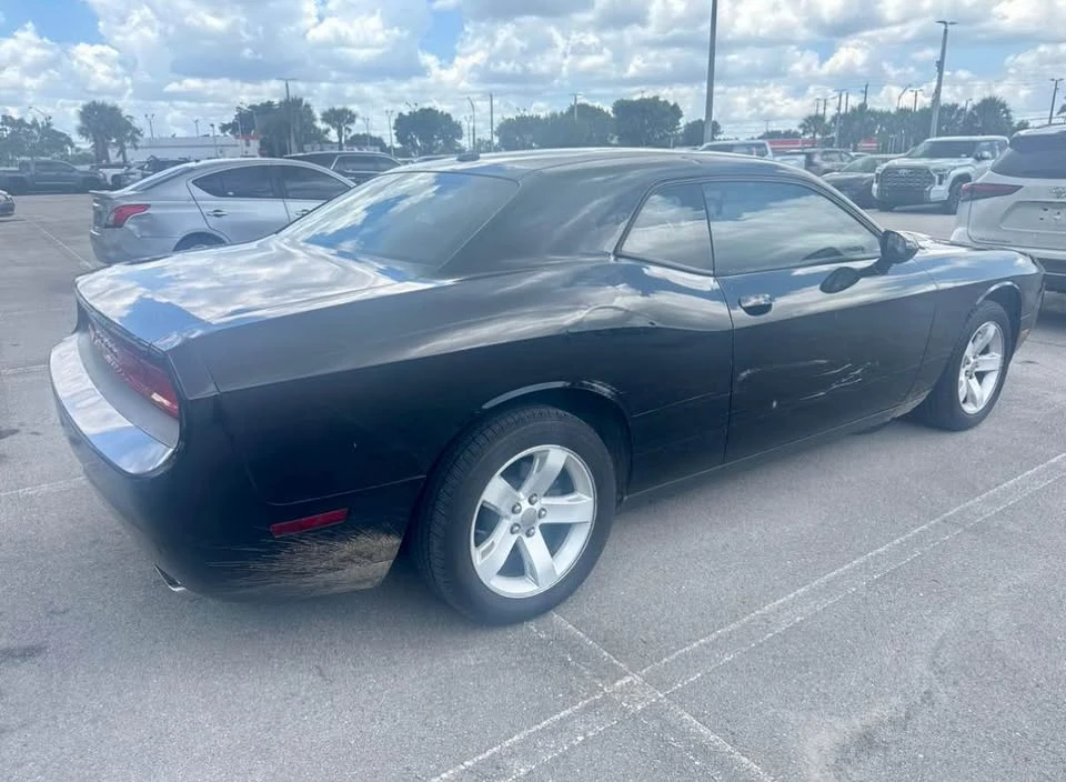 2014 Dodge Challenger 3rd Gen - Image 5 of 11