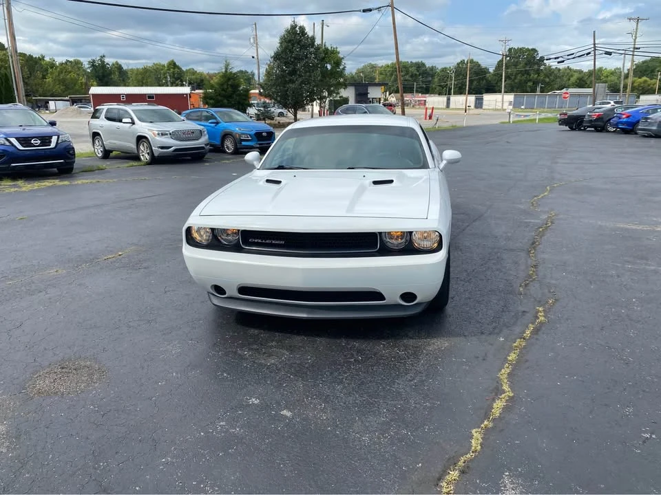 2014 Dodge Challenger 3rd Gen - Image 4 of 10