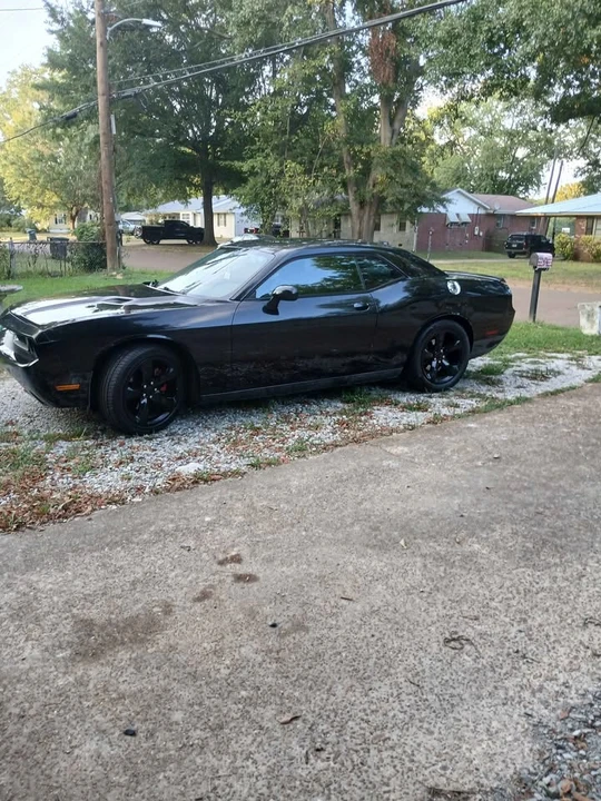2014 Dodge Challenger 3rd Gen - Image 2 of 3