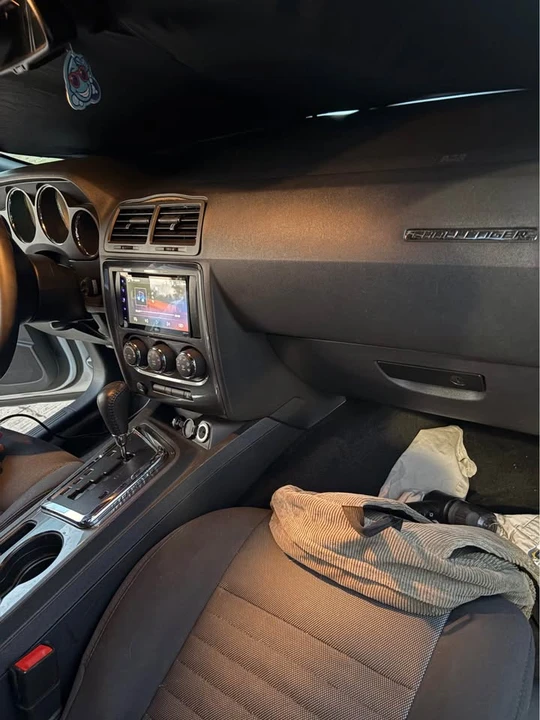 2014 Dodge Challenger 3rd Gen - Image 5 of 8