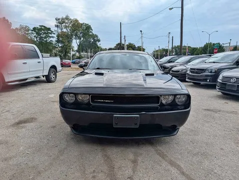 2014 Dodge Challenger SXT Coupe 2D