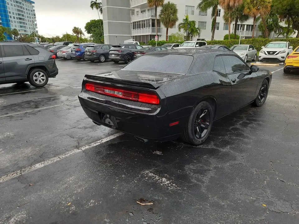 2014 Dodge Challenger 3rd Gen - Image 5 of 13