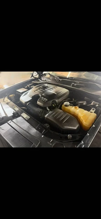 2014 Dodge Challenger 3rd Gen - Image 5 of 10