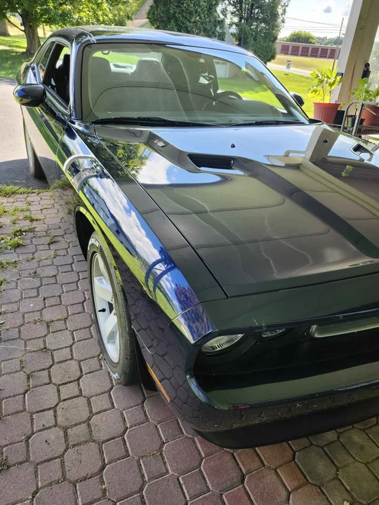 2014 Dodge Challenger 3rd Gen - Image 2 of 10