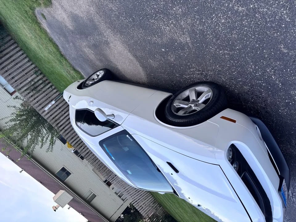 2014 Dodge Challenger 3rd Gen - Image 7 of 10