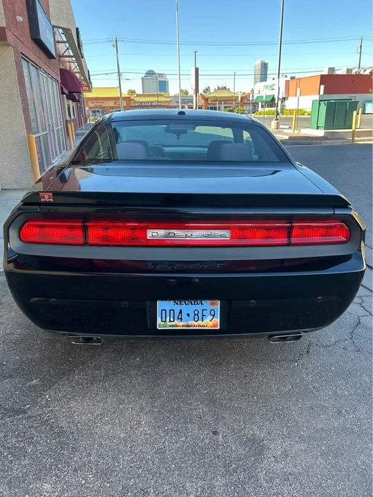 2014 Dodge Challenger 3rd Gen - Image 5 of 8