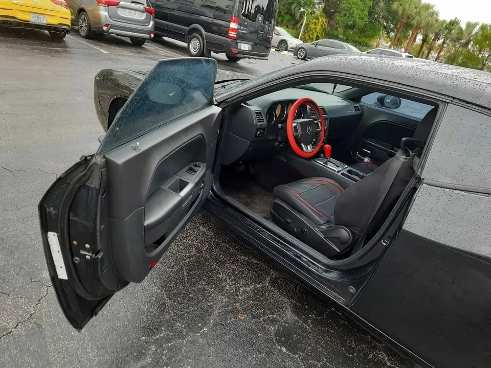 2014 Dodge Challenger 3rd Gen - Image 9 of 13
