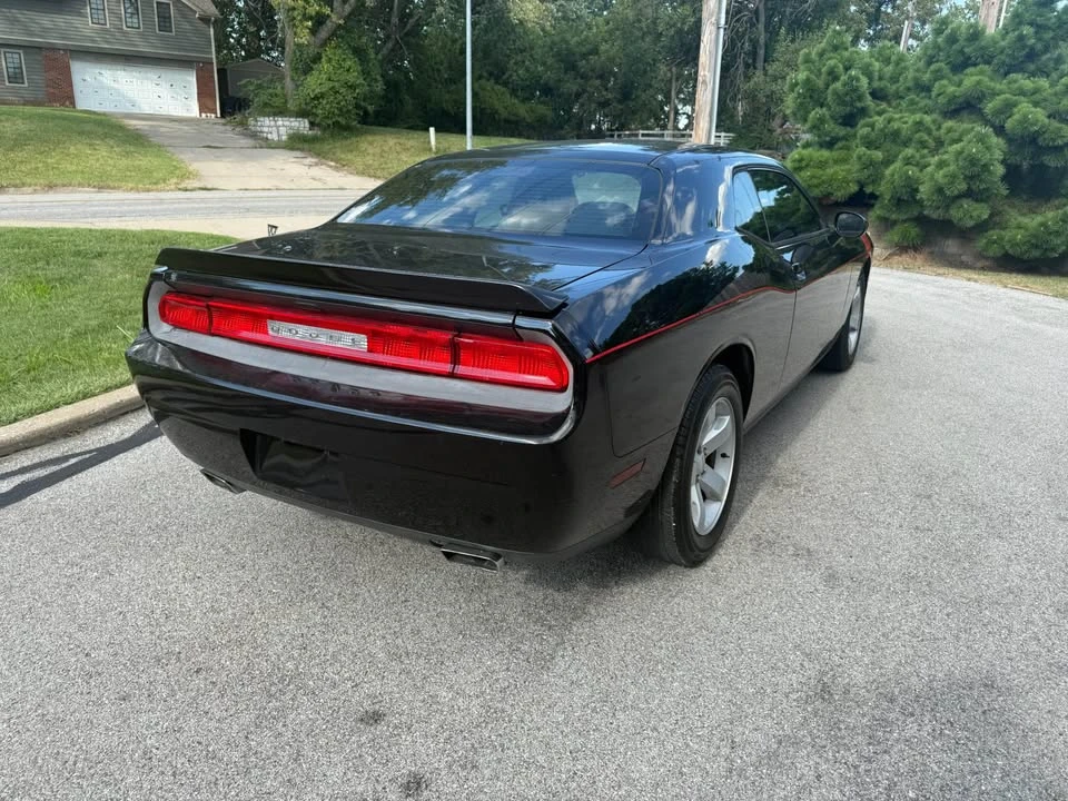 2014 Dodge Challenger 3rd Gen - Image 10 of 14