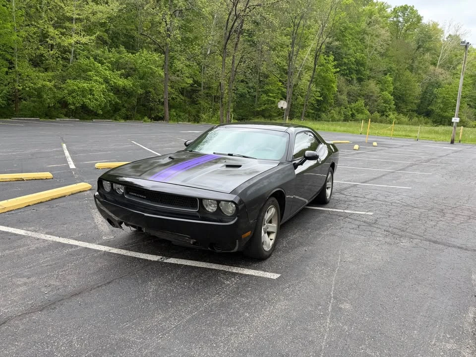 2014 Dodge Challenger 3rd Gen - Image 2 of 3