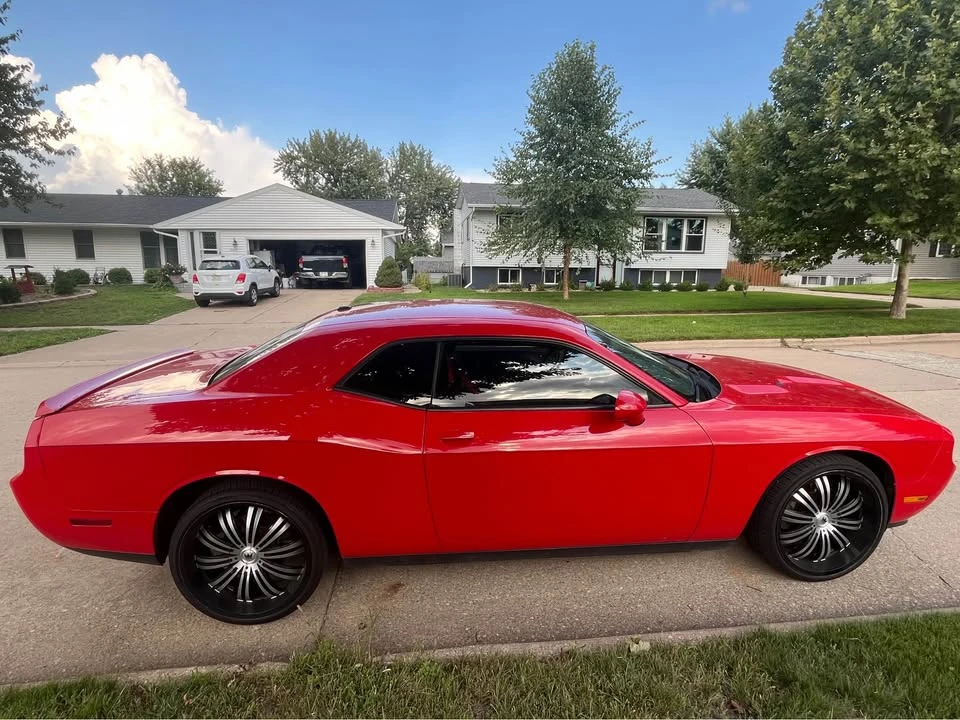 2014 Dodge Challenger 3rd Gen - Image 2 of 8