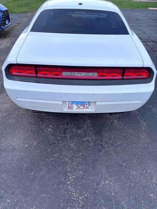 2014 Dodge Challenger 3rd Gen - Image 5 of 10