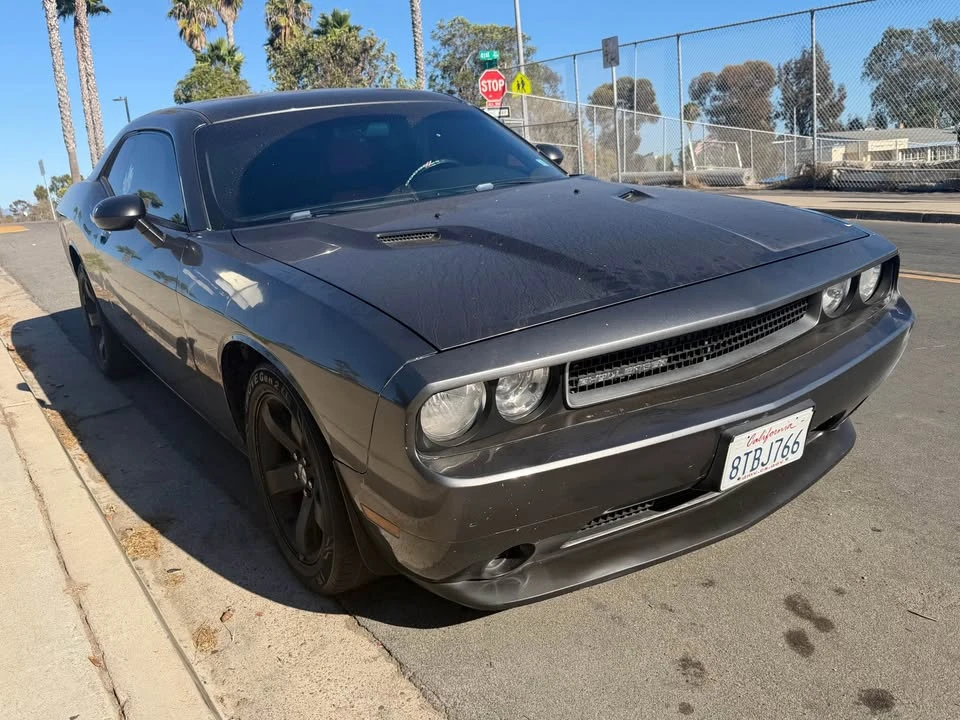 2014 Dodge Challenger 3rd Gen - Image 2 of 8