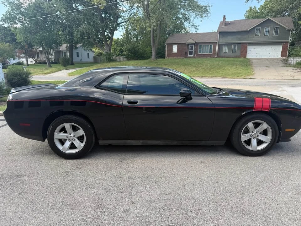 2014 Dodge Challenger 3rd Gen - Image 8 of 14