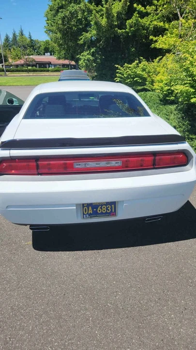 2014 Dodge Challenger 3rd Gen - Image 10 of 16