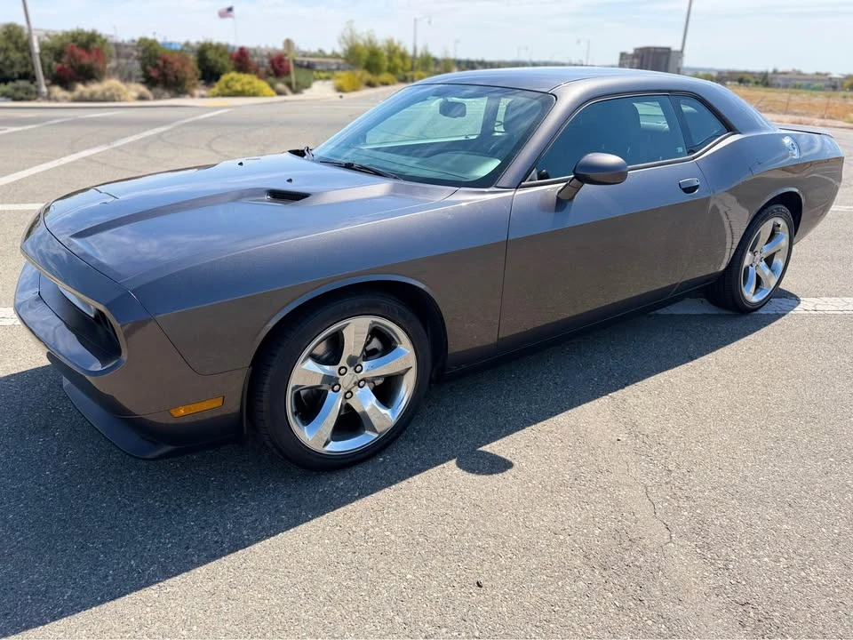 2014 Dodge Challenger 3rd Gen - Image 9 of 14