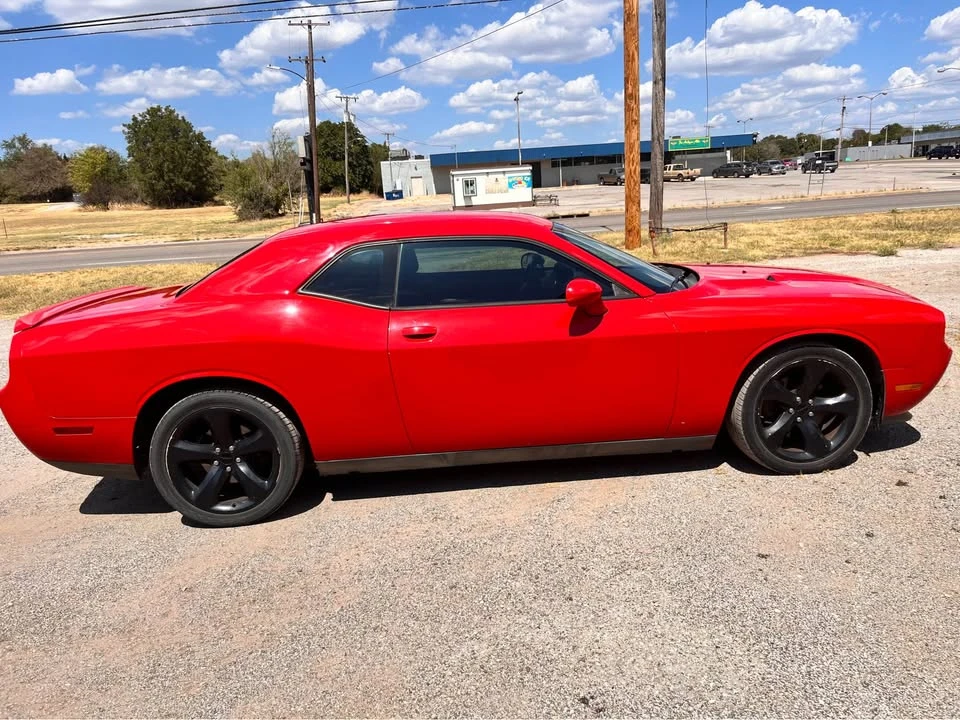 2014 Dodge Challenger 3rd Gen - Image 2 of 8
