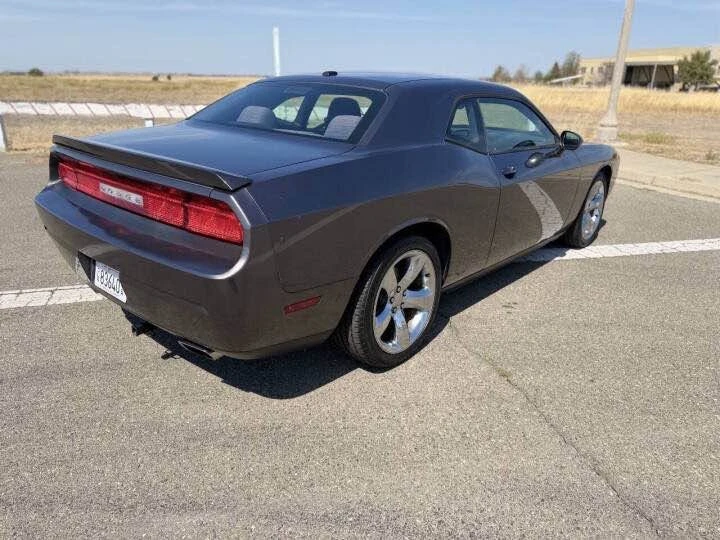 2014 Dodge Challenger 3rd Gen - Image 4 of 11