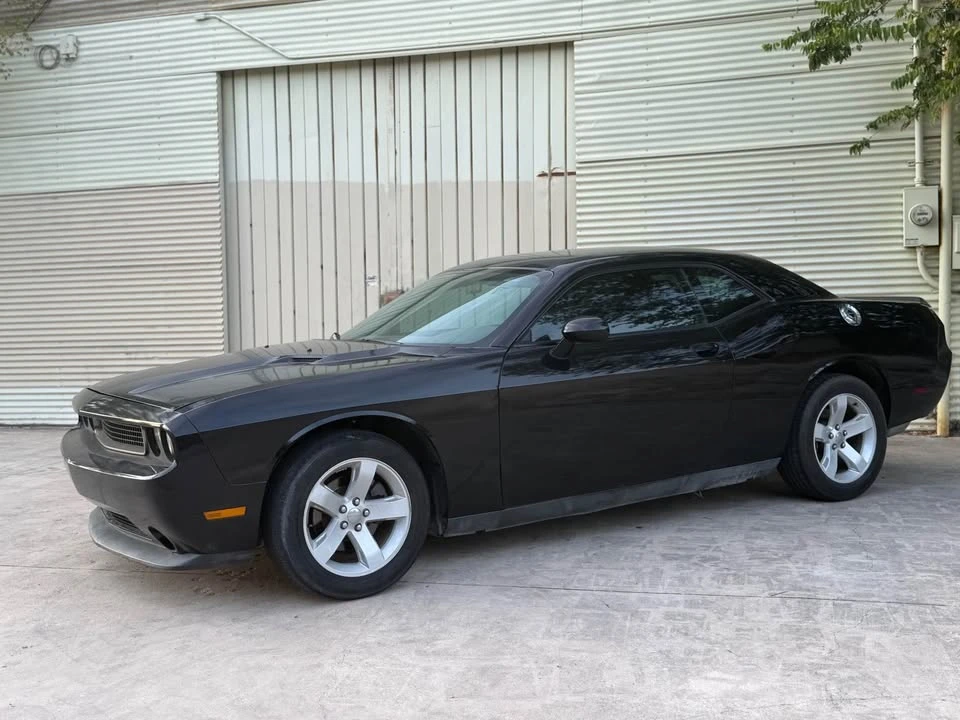 2014 Dodge Challenger 3rd Gen - Image 2 of 4