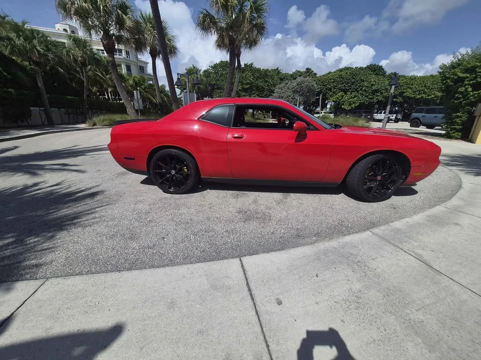 2014 Dodge Challenger 3rd Gen - Image 6 of 9