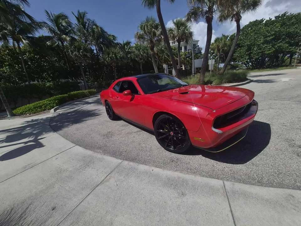 2014 Dodge Challenger 3rd Gen - Image 9 of 9