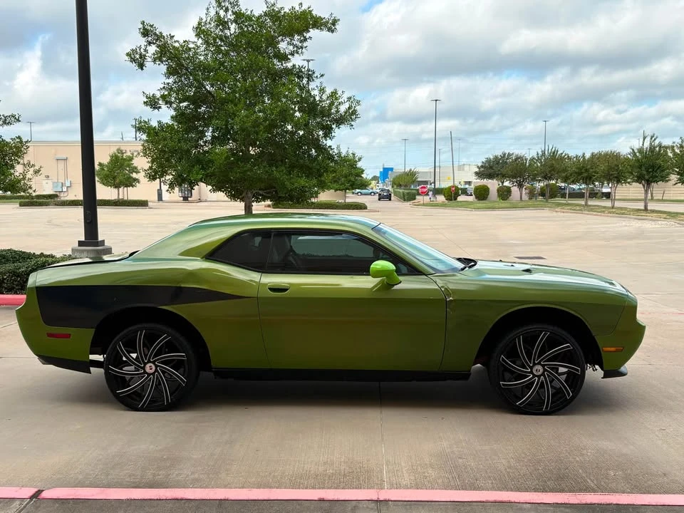2014 Dodge Challenger 3rd Gen - Image 5 of 12