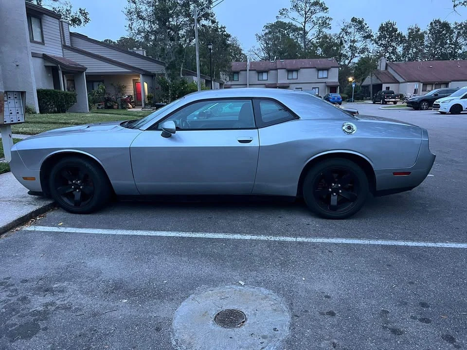 2014 Dodge Challenger 3rd Gen - Image 2 of 5