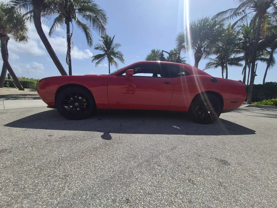 2014 Dodge Challenger 3rd Gen - Image 8 of 9