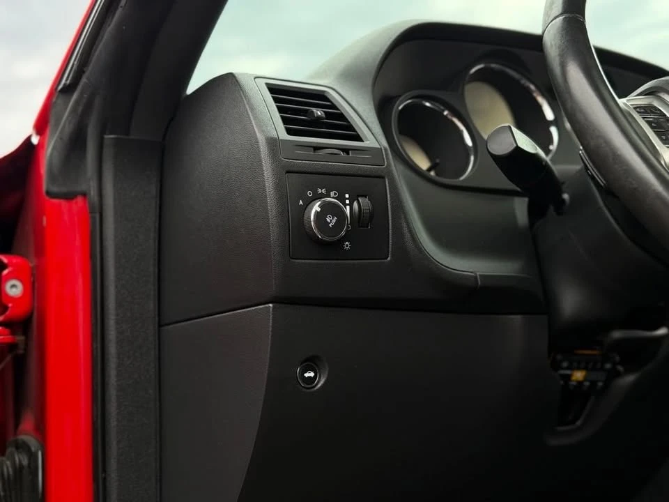 2014 Dodge Challenger 3rd Gen - Image 10 of 20