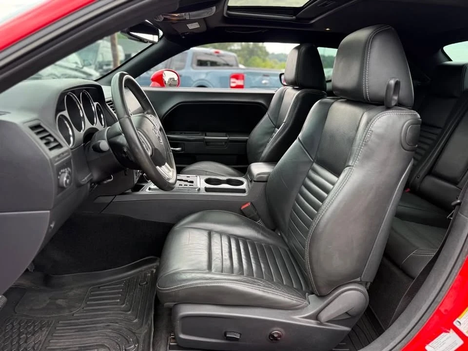 2014 Dodge Challenger 3rd Gen - Image 11 of 20
