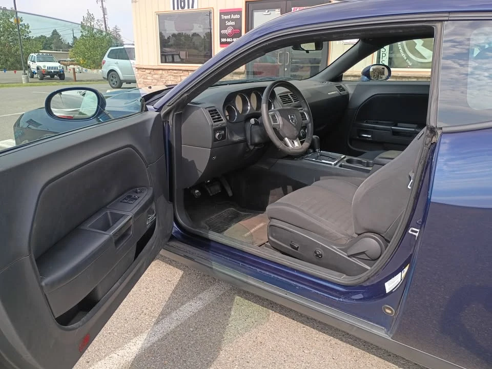 2014 Dodge Challenger 3rd Gen - Image 9 of 11