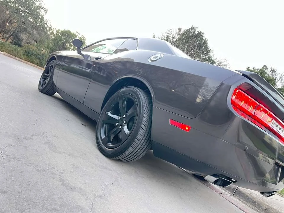 2014 Dodge Challenger 3rd Gen - Image 9 of 20
