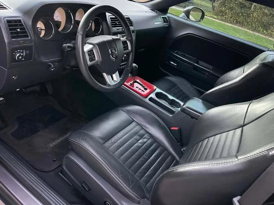 2014 Dodge Challenger 3rd Gen - Image 19 of 20