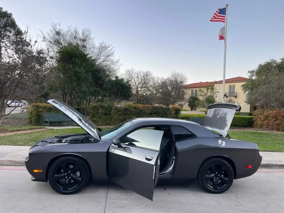 2014 Dodge Challenger 3rd Gen - Image 11 of 20