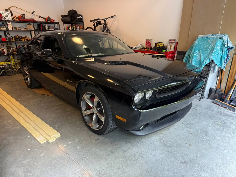 2014 Dodge Challenger 3rd Gen - Image 5 of 8