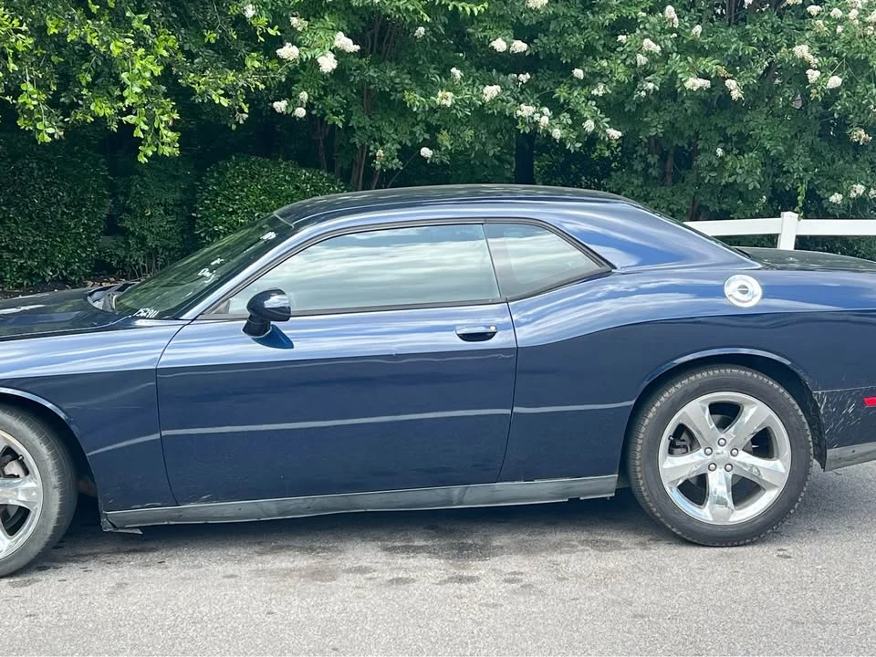 2014 Dodge Challenger 3rd Gen - Image 2 of 5