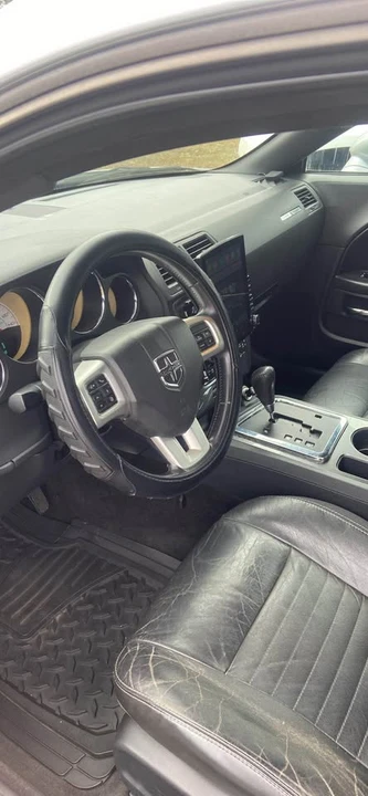 2014 Dodge Challenger 3rd Gen - Image 8 of 12