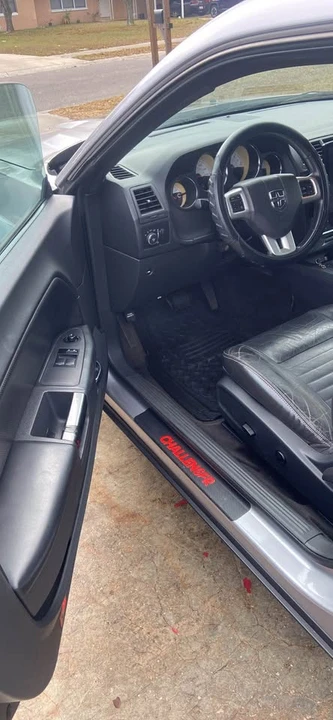 2014 Dodge Challenger 3rd Gen - Image 6 of 12