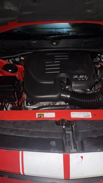 2014 Dodge Challenger 3rd Gen - Image 5 of 6