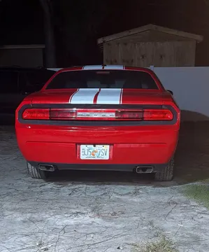 2014 Dodge Challenger SXT Plus Coupe 2D
