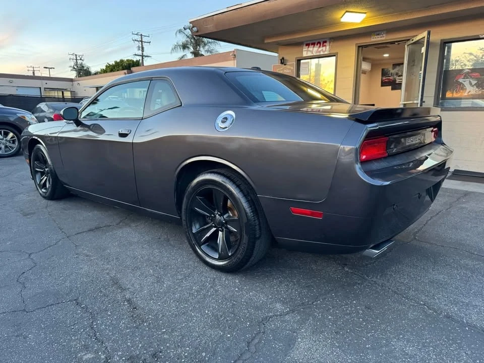 2014 Dodge Challenger 3rd Gen - Image 5 of 14