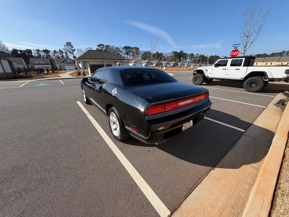 2014 Dodge Challenger 3rd Gen - Image 8 of 18