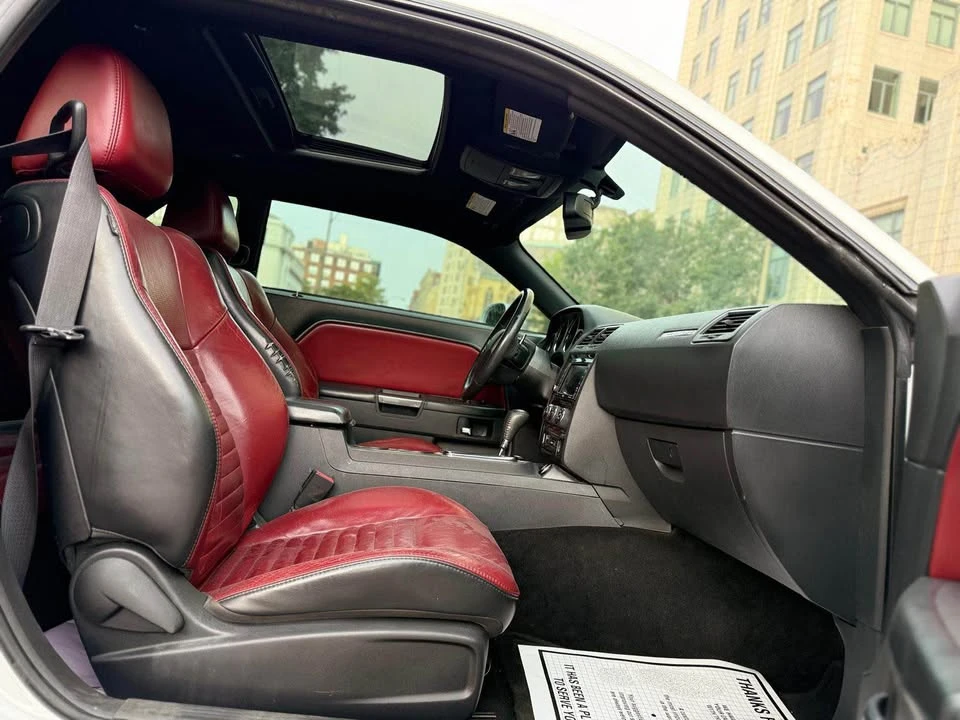 2014 Dodge Challenger 3rd Gen - Image 15 of 19