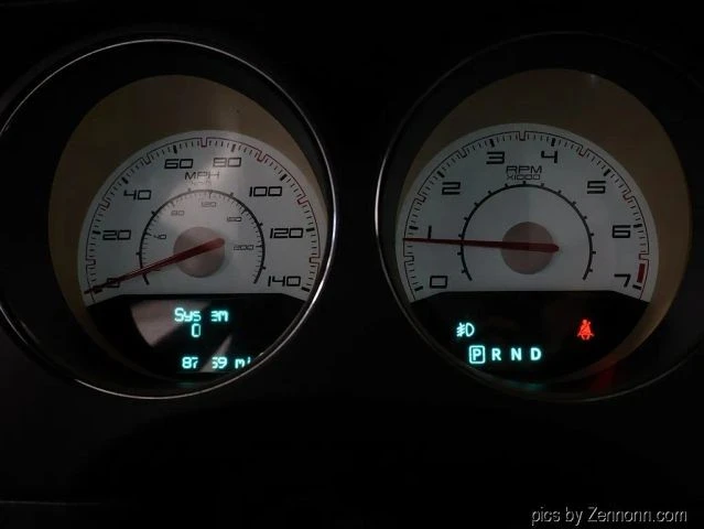 2014 Dodge Challenger 3rd Gen - Image 16 of 31