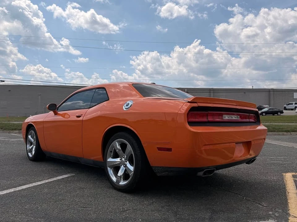 2014 Dodge Challenger 3rd Gen - Image 8 of 10