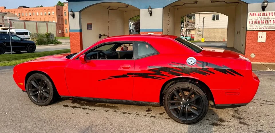 2014 Dodge Challenger 3rd Gen - Image 17 of 19