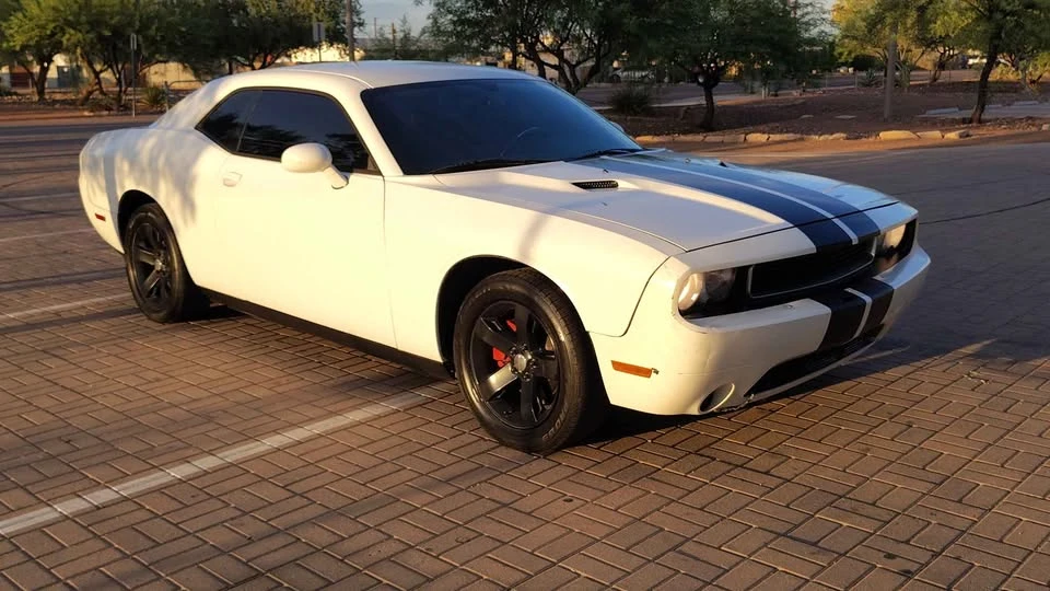 2014 Dodge Challenger 3rd Gen - Image 4 of 17