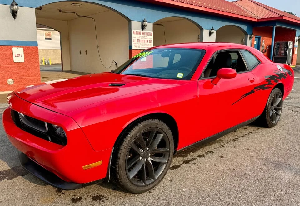 2014 Dodge Challenger 3rd Gen - Image 2 of 19